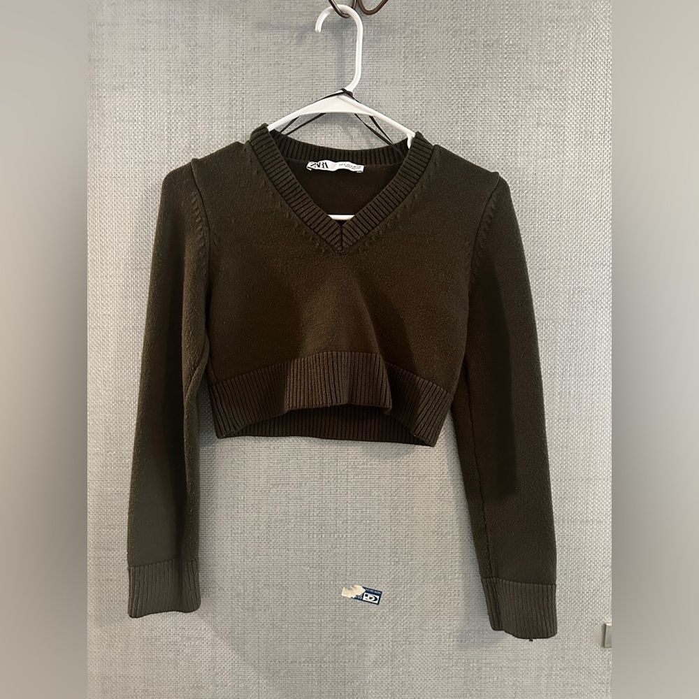 Zara Dark Green V-Neck Crop Top